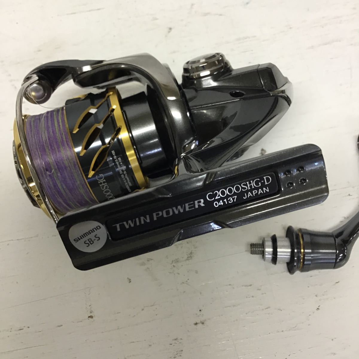 SHIMANO シマノ 20ツインタワー C2000SHG スピニングリール | SHIMANO