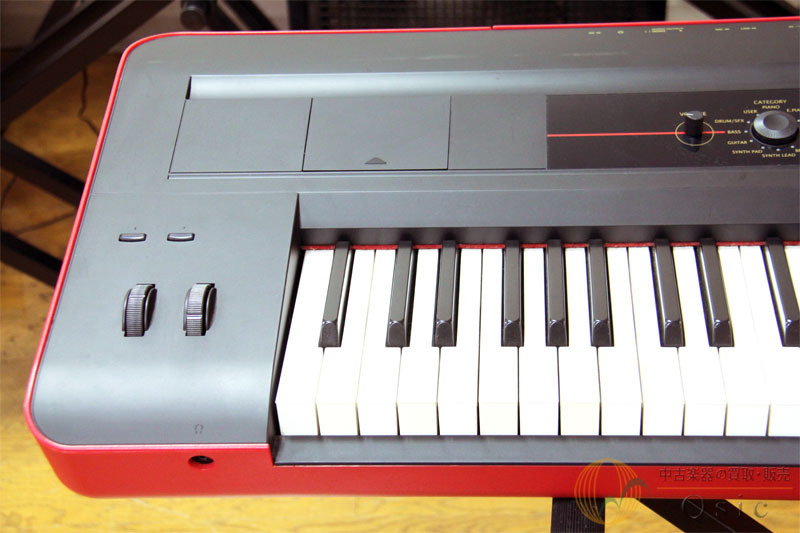 [中古] KORG KROSS 88 スタイリッシュな88鍵盤シンセサイザー/ケース付き！ [UH321]