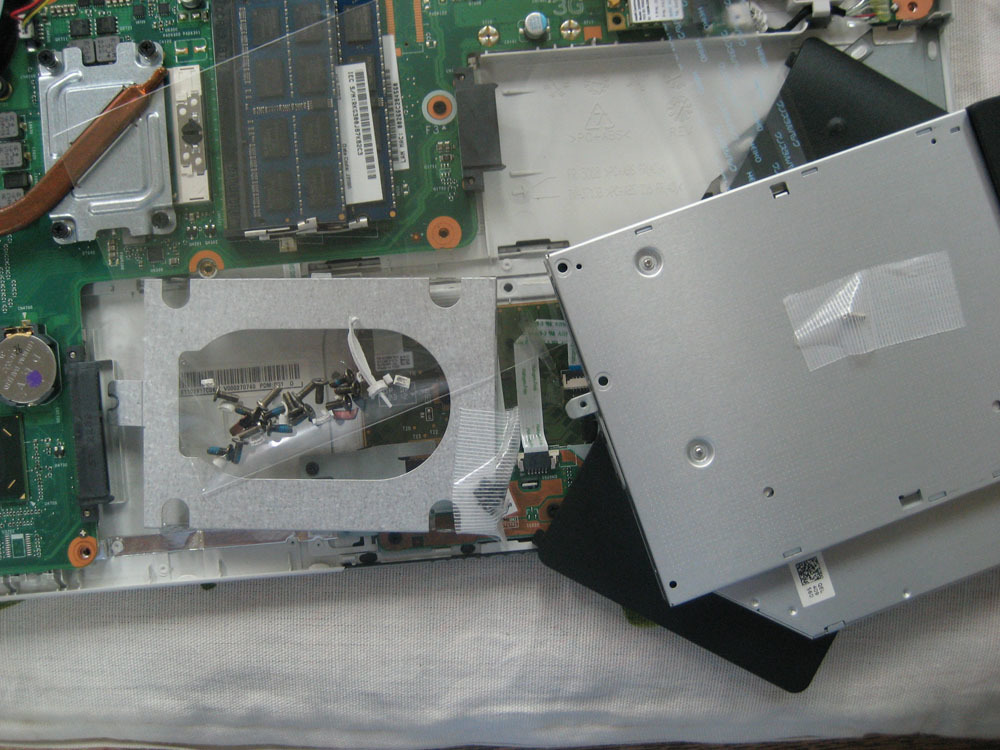 dynabook Windows PC T552⁄58FW箱あり 充電機 マウス