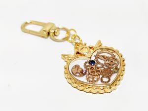 レジンキーホルダーのヤフオク!の相場・価格を見る｜ヤフオク!のレジン 