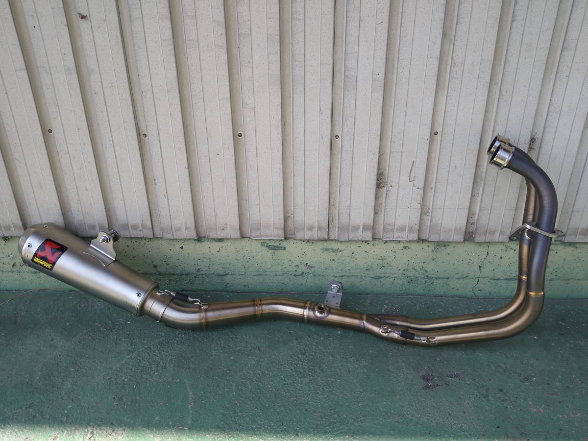 YZF-R25用 AKRAPOVIC アクラポビッチ レーシングライン フル