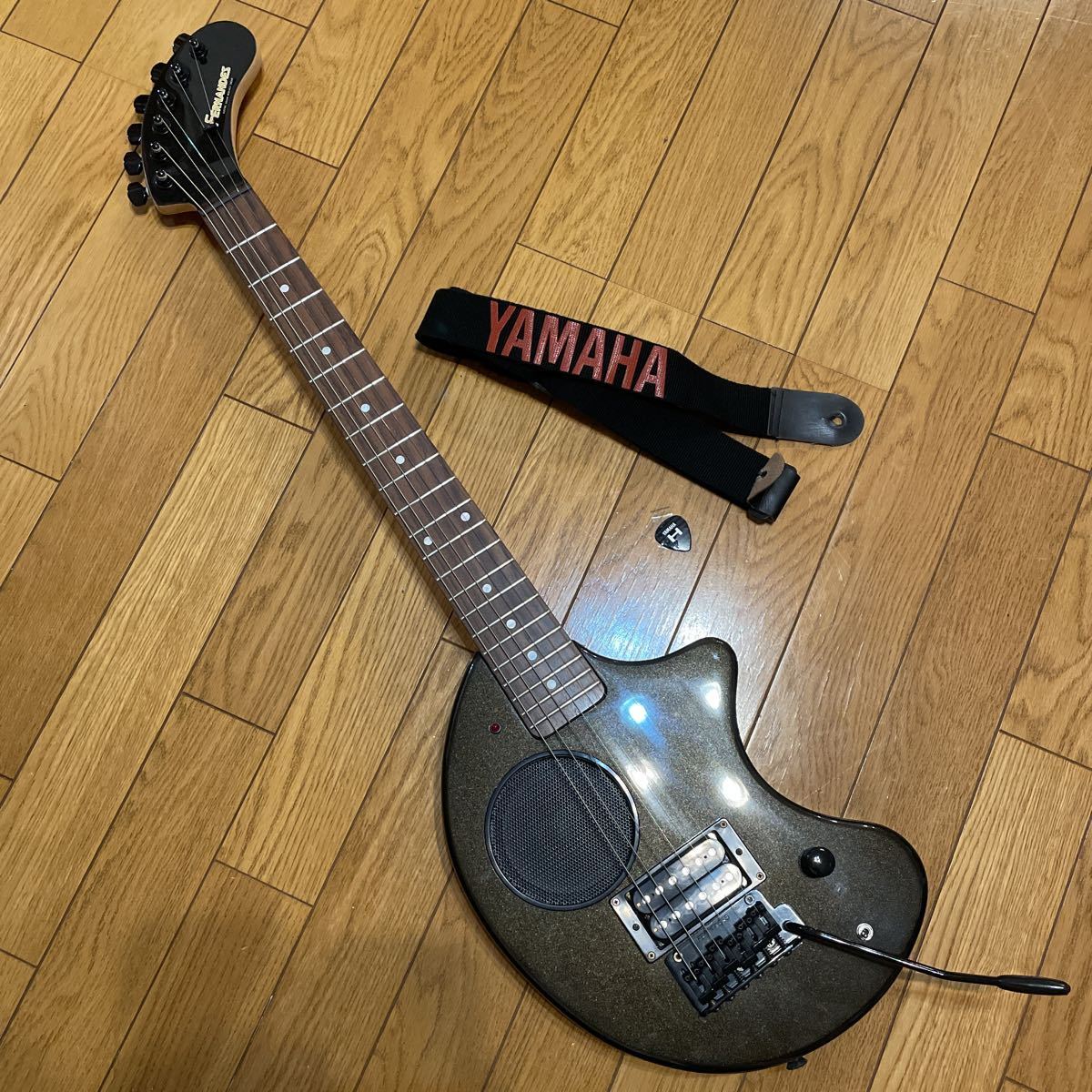 FERNANDES フェルナンデス ブラック エレキギター FERNANDES FR-55