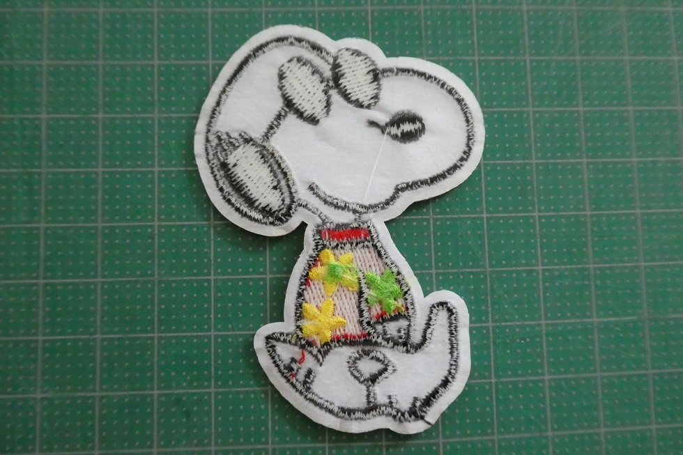 品 ワッペン スヌーピー 花柄洋服赤 サングラス かっこいい 送料84円 ｉ 17 ワッペン 売買されたオークション情報 Yahooの商品情報をアーカイブ公開 オークファン Aucfan Com