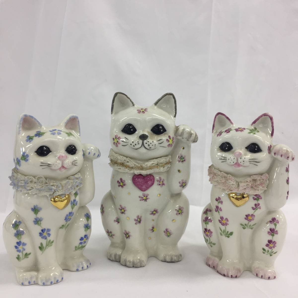 Used】アイリッシュドレスデン ハッピーキャット 招き猫 2体まとめて