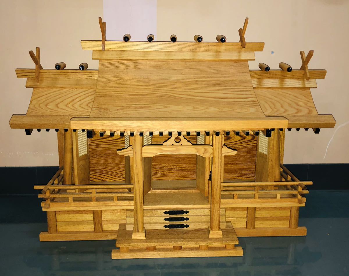 未使用 保管品 神棚 八幡造り 唐戸鳥居付新けやき特三社大 55号(神棚 