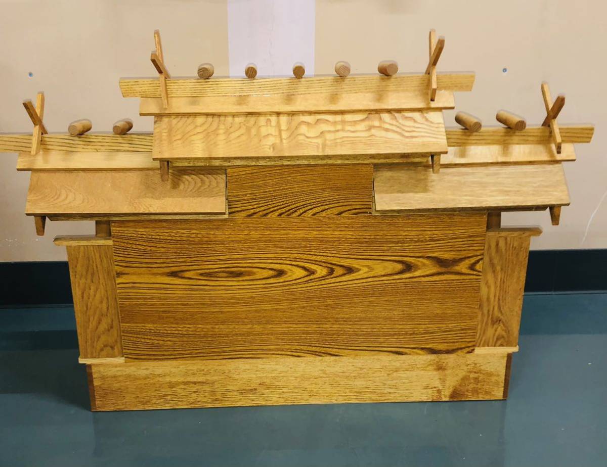 未使用 保管品 神棚 八幡造り 唐戸鳥居付新けやき特三社大 55号(神棚 
