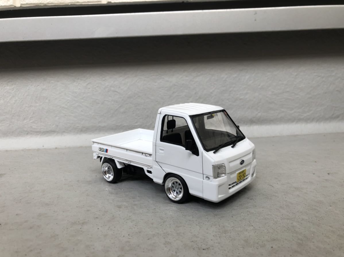 アオシマ製、スバル、サンバー完成品！！1/24、SSR、仕事車、営業車