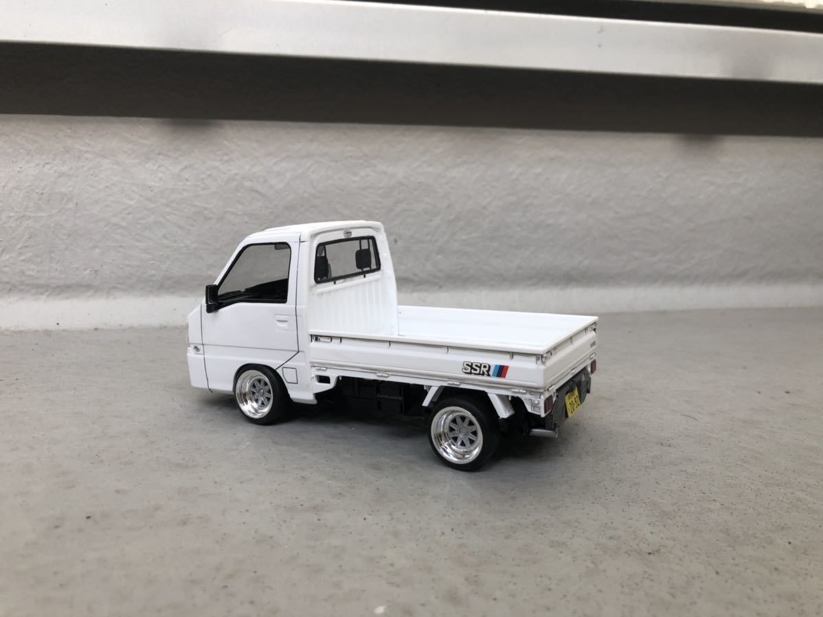 アオシマ製、スバル、サンバー完成品！！1/24、SSR、仕事車、営業車