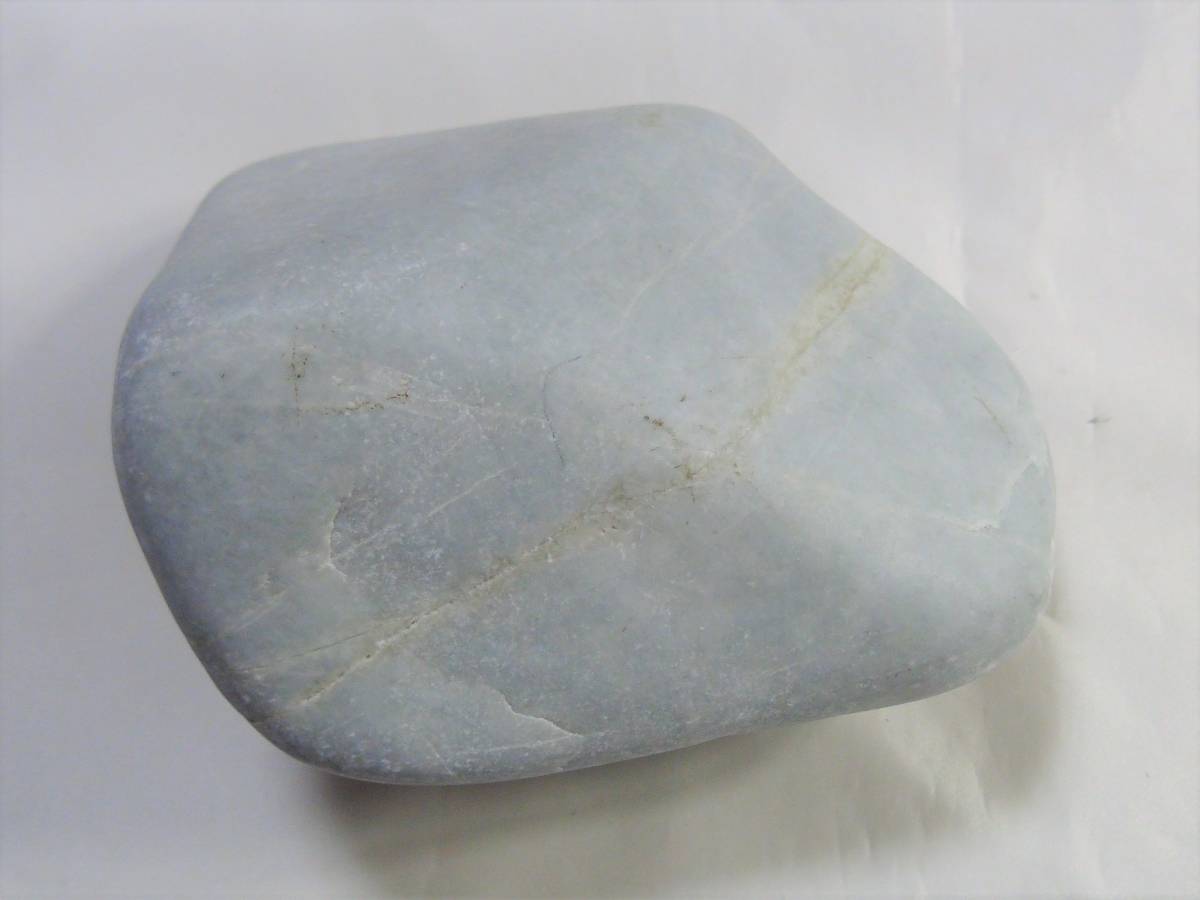高透過・淡青 1.8kg 翡翠 原石 ヒスイ 鉱物 鑑賞石