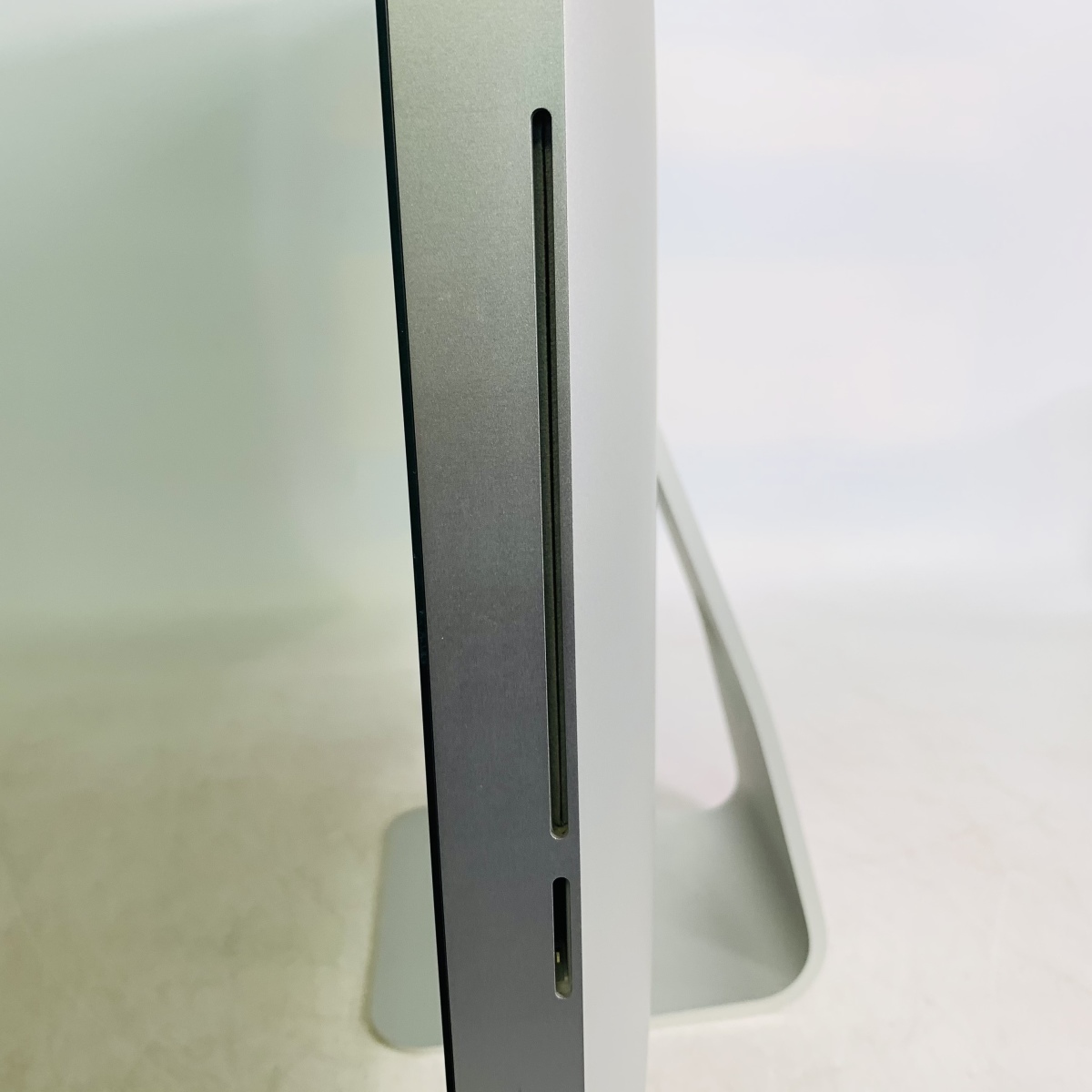 ジャンク iMac 27インチ（Late 2009） Core 2 Duo 3.06GHz/16GB/1TB MB952J/A iMac ジャンク 0 27-inch，Late CTOモデル MB953J&frasl;A