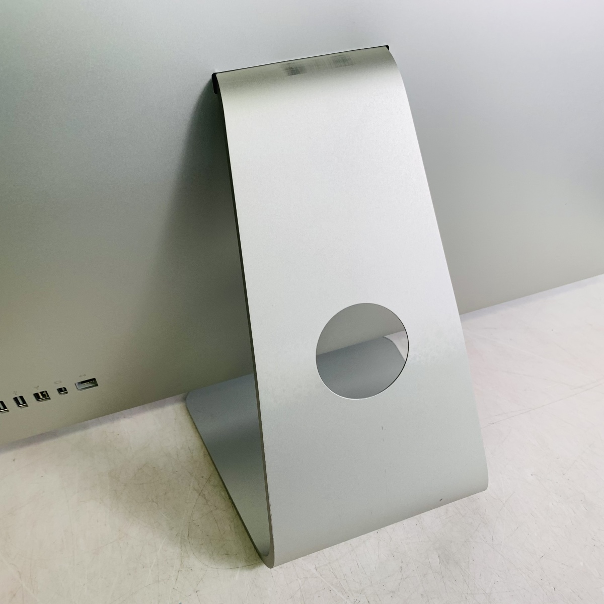 ジャンク iMac 27インチ（Late 2009） Core 2 Duo 3.06GHz/16GB/1TB MB952J/A iMac ジャンク 0 27-inch，Late CTOモデル MB953J&frasl;A
