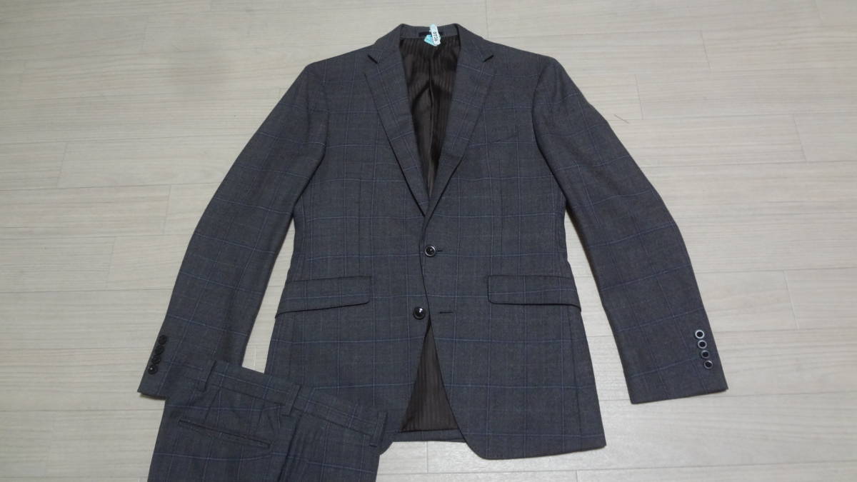 MALE&Co. 最高級 3ピース スーツ セットアップ グレー ストライプ 美品】スーツセレクト スーツセットアップ 3ピース ストライプ スリム