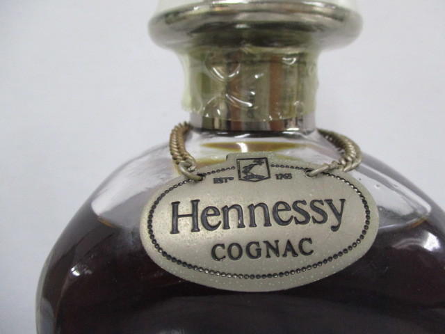Q128☆古酒☆未開栓☆Hennessy ヘネシー シルバートップ ブック型箱