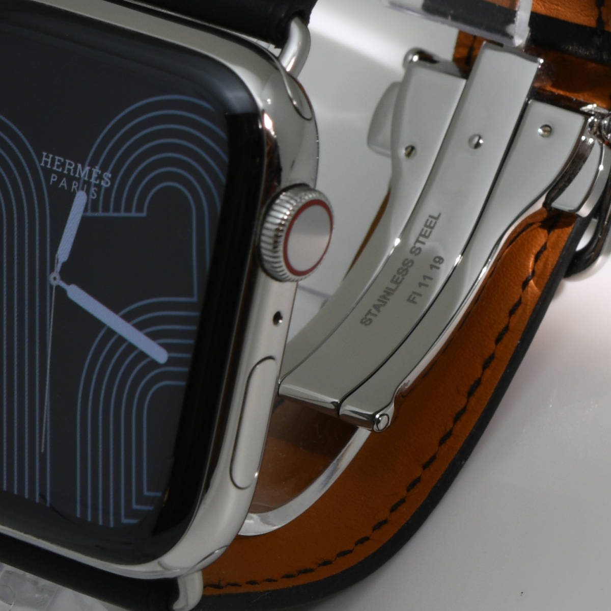 Apple Watch Herms 6 アップルウオッチ エルメス 6 ステンレススチールケース/シンプルトゥール ディプロイアント バックル　中古美品