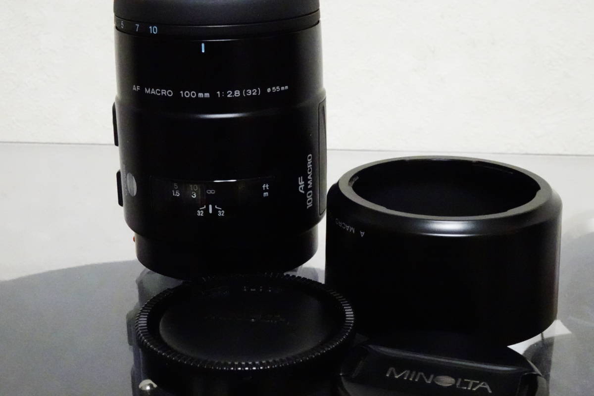 ミノルタ Minolta AF MACRO 100mm 1:2.8(32) きれいな一品です。