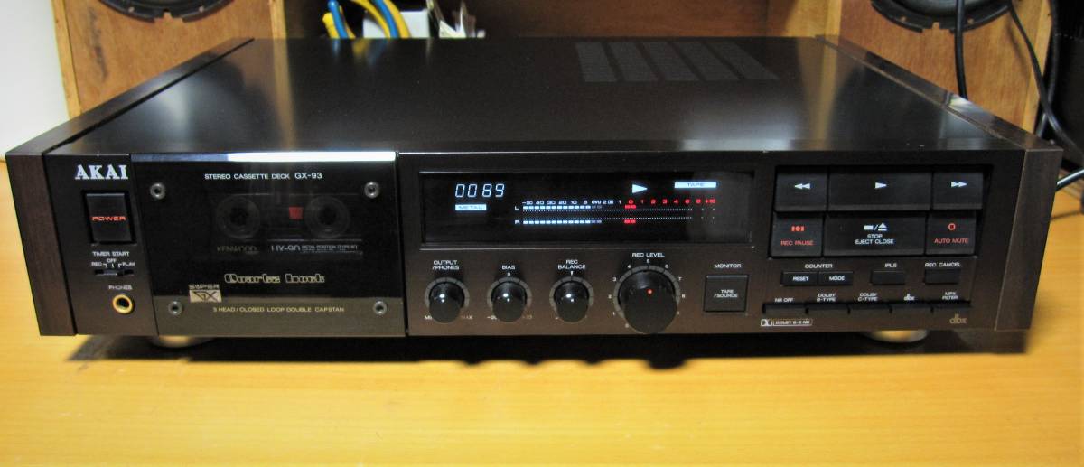 オーディオ機器 ESH018 AKAI（アカイ）製カセットデッキ「GX-93