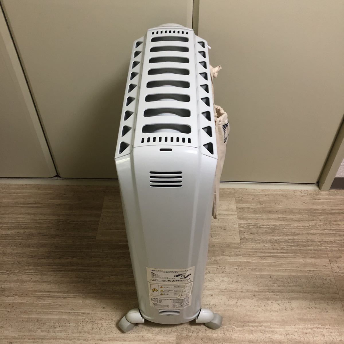 DeLonghi デロンギ オイル・ラジエターヒーター DRAGON3 D091549EF
