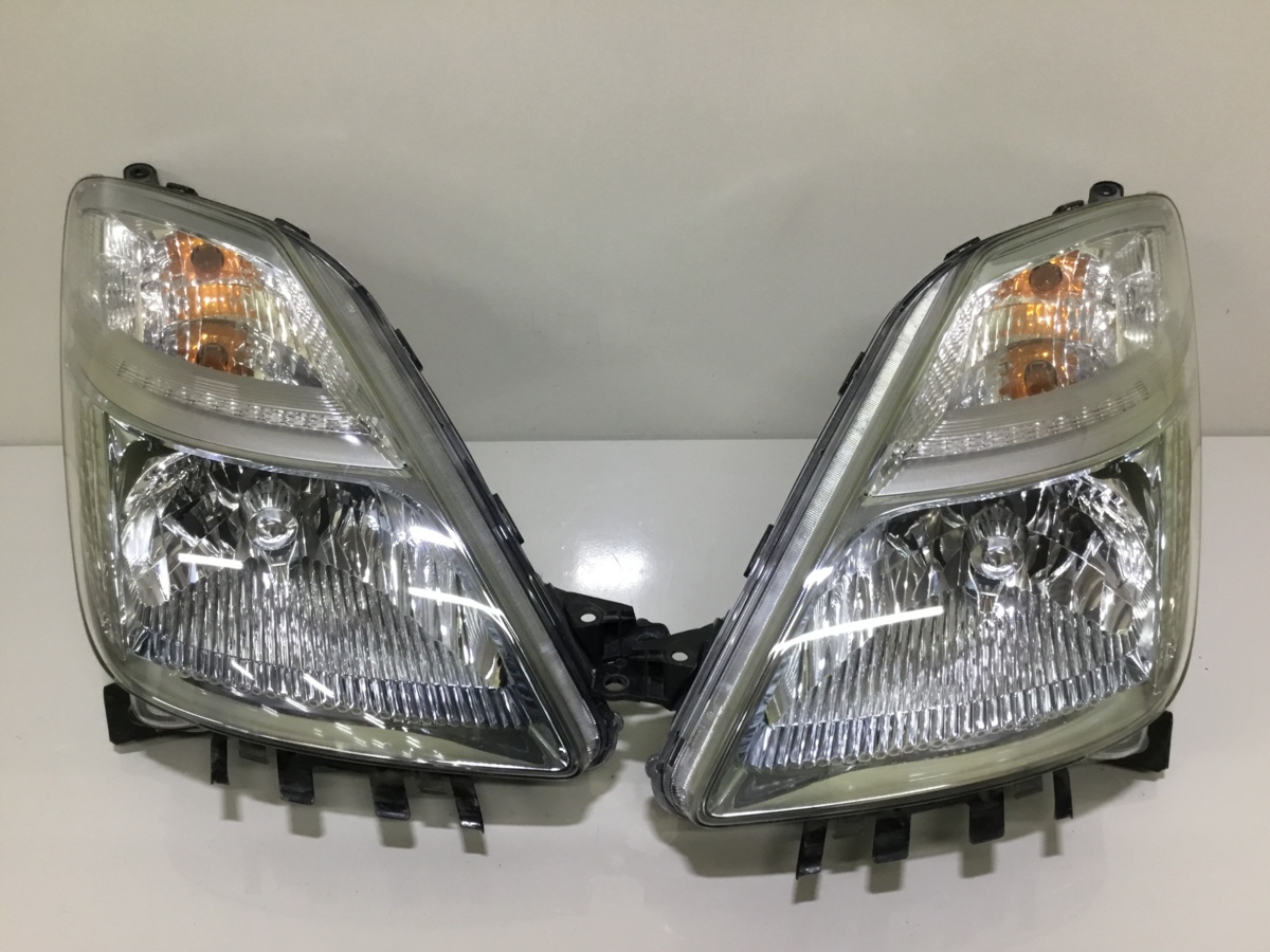 プリウス 後期 20プリウス HID US トヨタ NHW20後期純正USヘッドライト