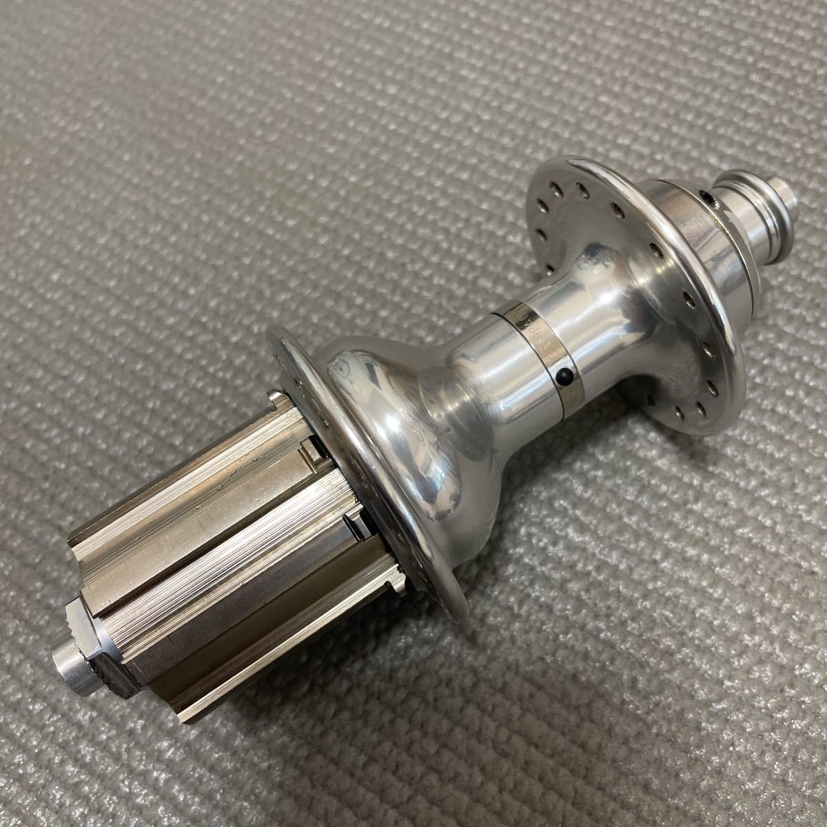 カンパニョーロ レコード campagnolo record 9～12速 32H シルバー