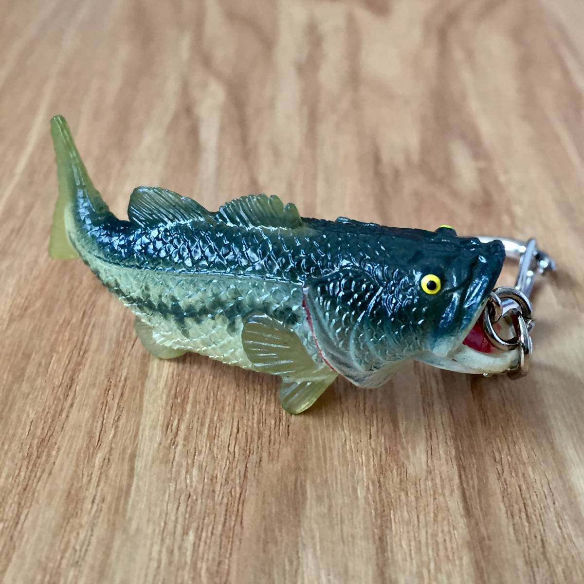 Black Bass Key Holder ブラックバス キーホルダー スズキ目 サンフィッシュ科 淡水魚 オオクチバス属 フロリダバス スズキ シーバス アクセサリー 売買されたオークション情報 Yahooの商品情報をアーカイブ公開 オークファン Aucfan Com