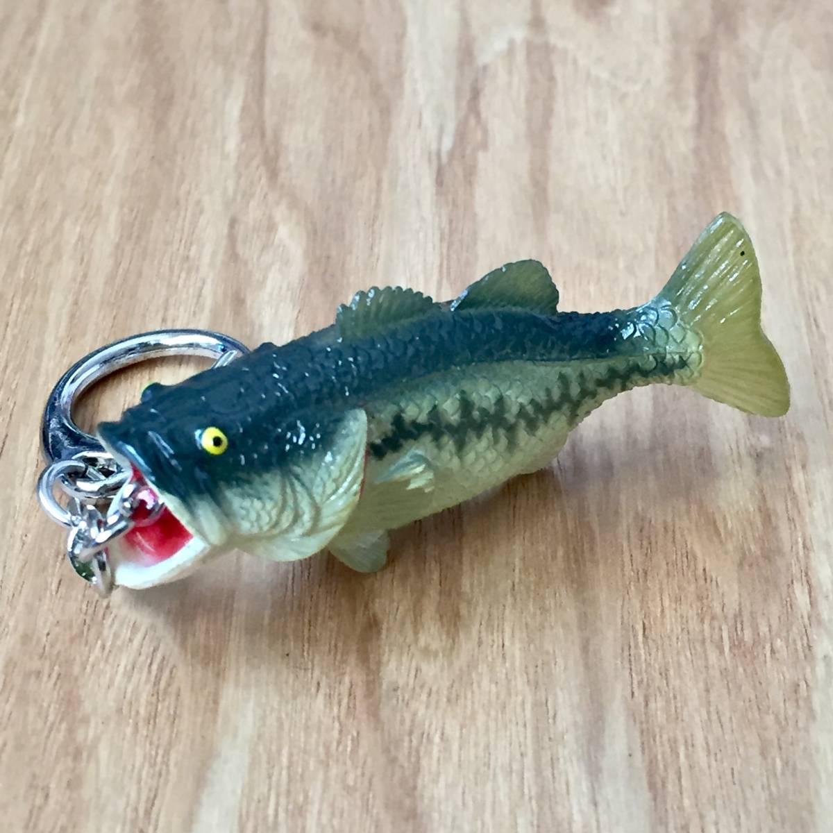 Black Bass Key Holder ブラックバス キーホルダー スズキ目 サンフィッシュ科 淡水魚 オオクチバス属 フロリダバス スズキ シーバス アクセサリー 売買されたオークション情報 Yahooの商品情報をアーカイブ公開 オークファン Aucfan Com
