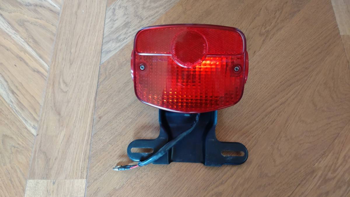 ナンバーブラケット テールランプ Z1Z2 検索用 角度付き 汎用 スモーク