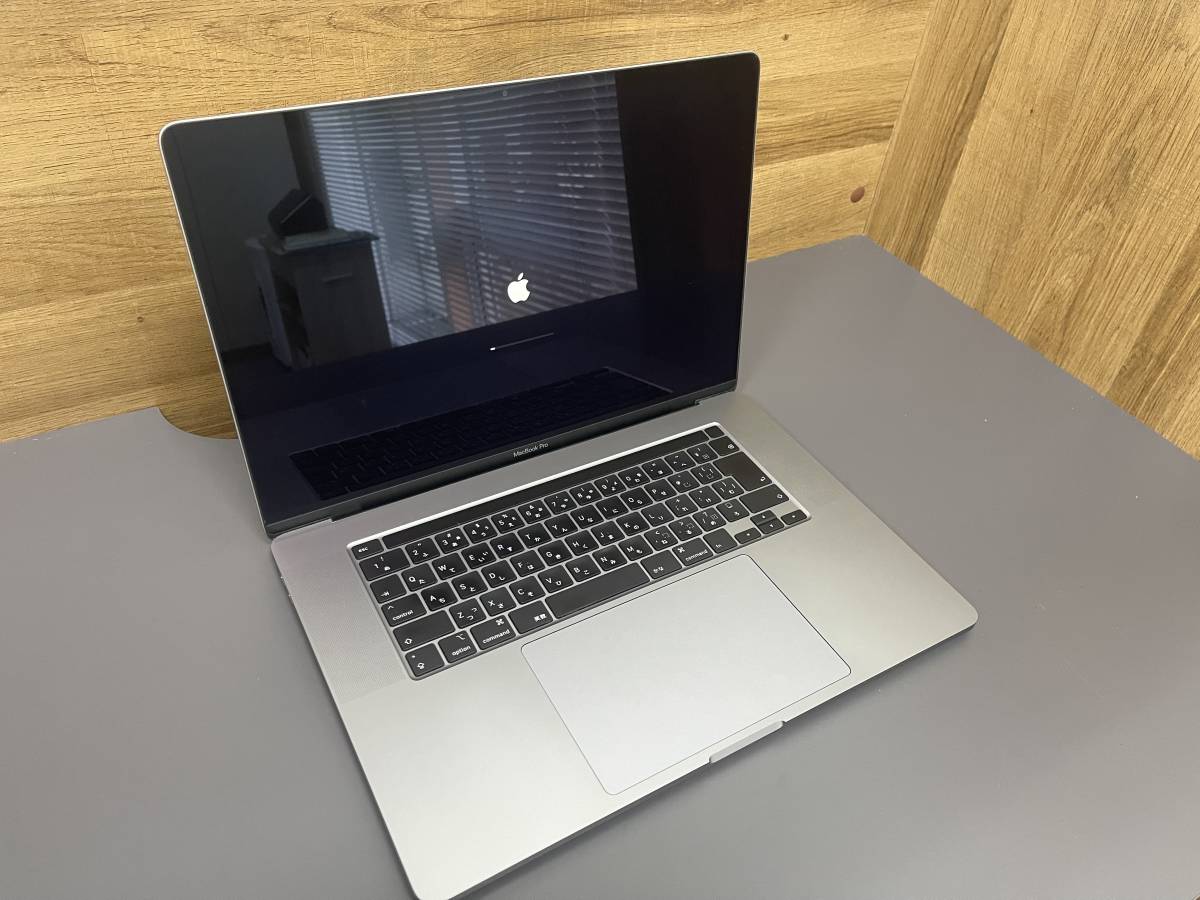 Pro MacBook Intel Apple Core com: 0 with 2.3GHz I7 SSD RAM 16GB i9 