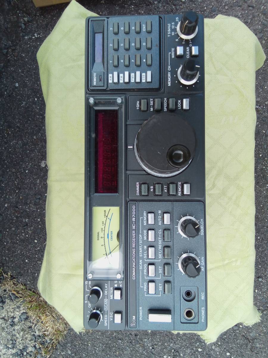 アイコム 受信機 AC-R7000 作動品 IC-R7000 ICOM 広帯域受信機 通信型
