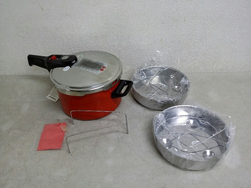 人気定番，豊富な Silit シリット 家庭用 ほうろう 圧力鍋 5L シャープ 昭和レトロ なべ 赤 琺瑯(圧力鍋)｜売買されたオークション情報、yahooの商品情報をアーカイブ公開 - オークファン 圧力鍋
