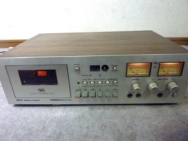 □ HITACHI ヒタチ TRK-8800 ラジカセ 動作確認済 中古 現状品