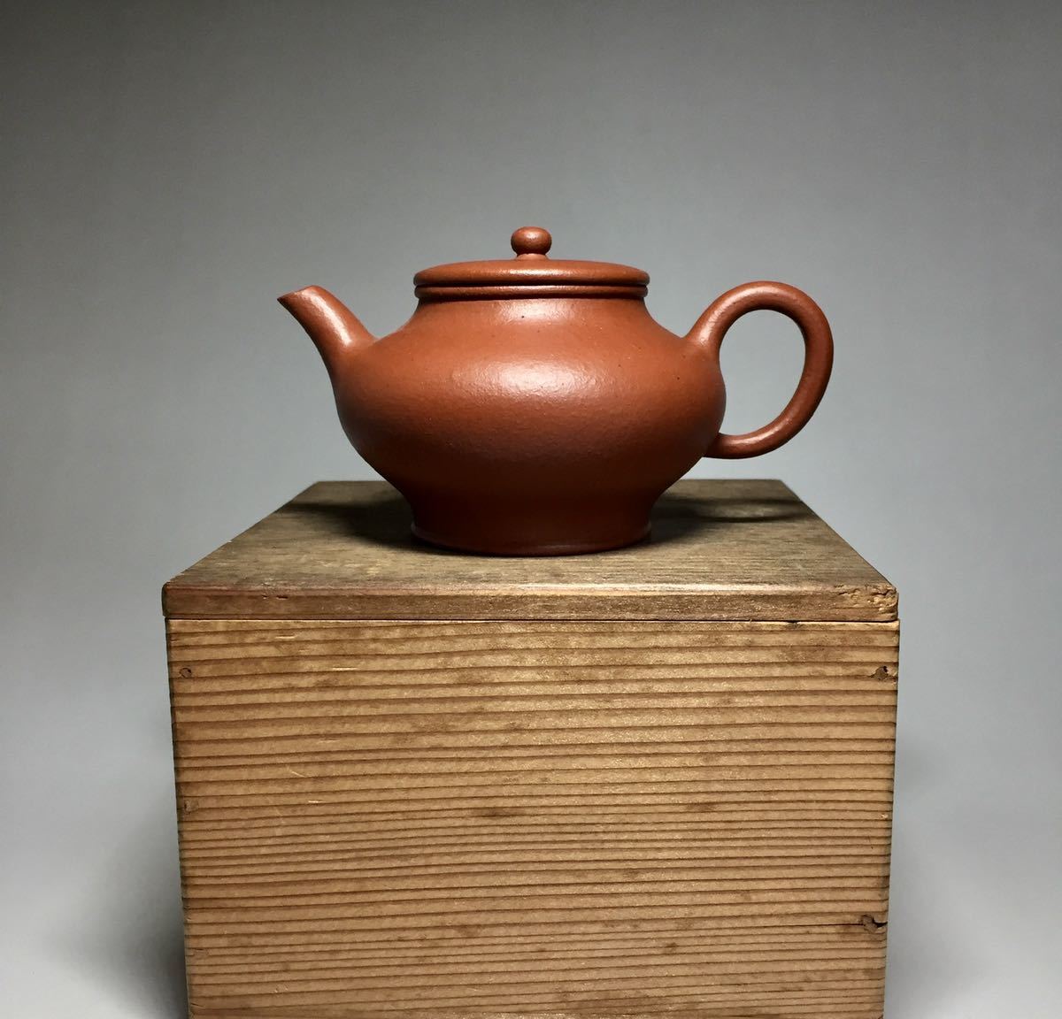 急須 煎茶道具 紫砂壺 中国宜興 茶道具 唐物 紫砂 茶壺 在銘 公式通販