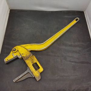 MCC 50A 80AのYahoo!オークション(旧ヤフオク!)の相場・価格を見る 