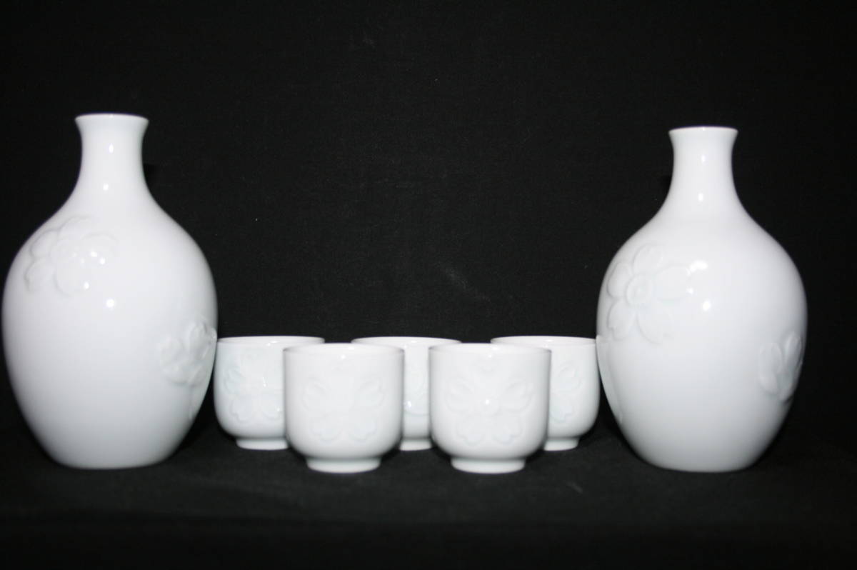 得価，最新作 ☆名工／樋渡陶六作／白磁／桜彫／酒器揃え／