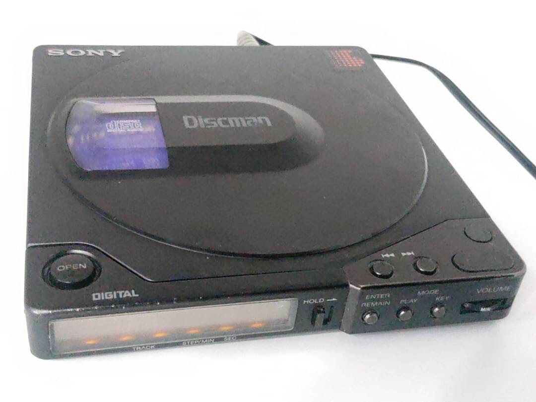 ソニー・SONY Discman D-150 ポータブル CD プレイヤー Portable CD