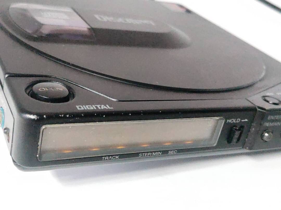 ソニー・SONY Discman D-150 ポータブル CD プレイヤー Portable CD
