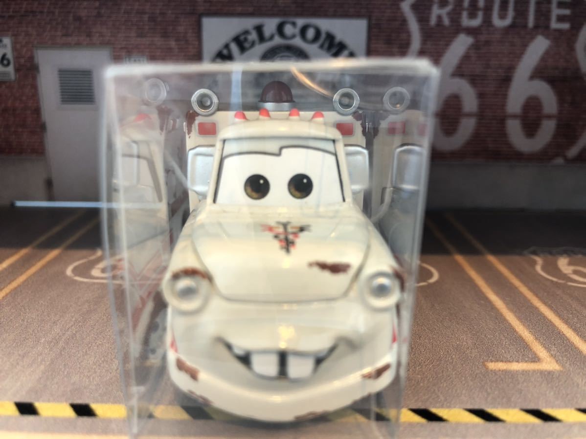 廃盤 カーズ トミカ C-32 メーター(救急車タイプ) トミカカーズ 絶版