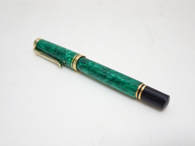Pelikan ペリカン SOUVERAN M300 スーベレーン グリーン ペン先14C-585