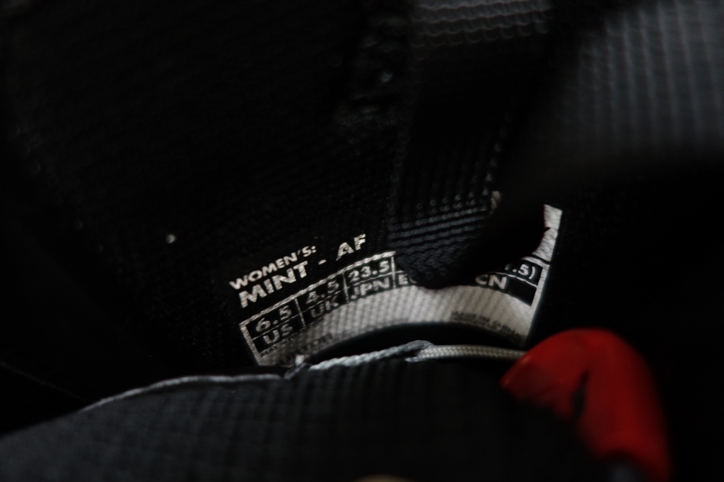 使用3回 17/18 BURTON MINT ASIAN-FIT レディース23.5cm スノーボード