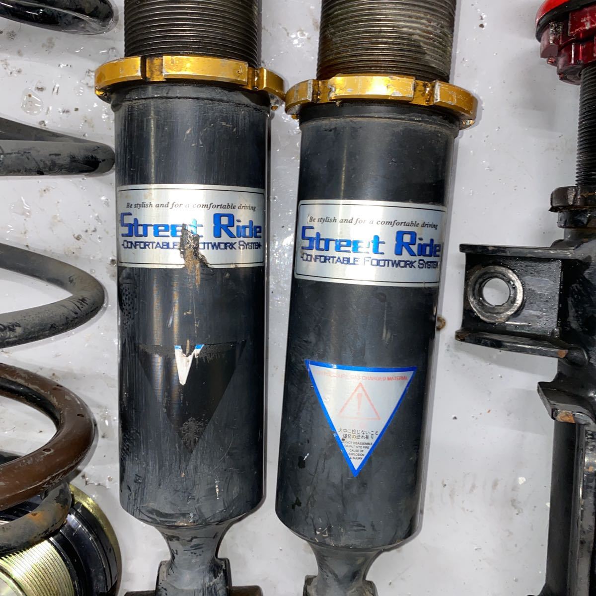 プリウスα 車高調 ZVW40W/ZVW41W Largus Spec S プリウスα 車高調