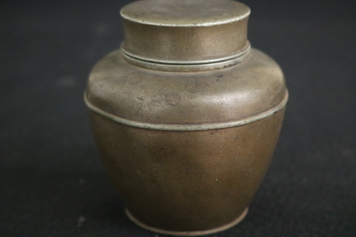 美術品・アンティーク・コレクション 古錫 茶筒 壺 銘入り 煎茶 古美術