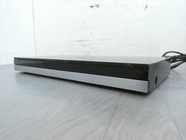東芝HDD＆BDレコーダー DBR-Z320 1TB☆12年☆東芝/REGZA☆HDD/BDレコーダー☆DBR-Z320☆2番組同時録画