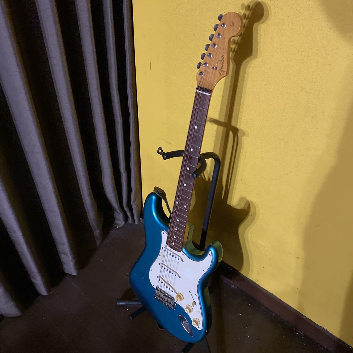 超激安】Fender フェンダーSTRATOCASTER ストラトキャスターORIGINAL 