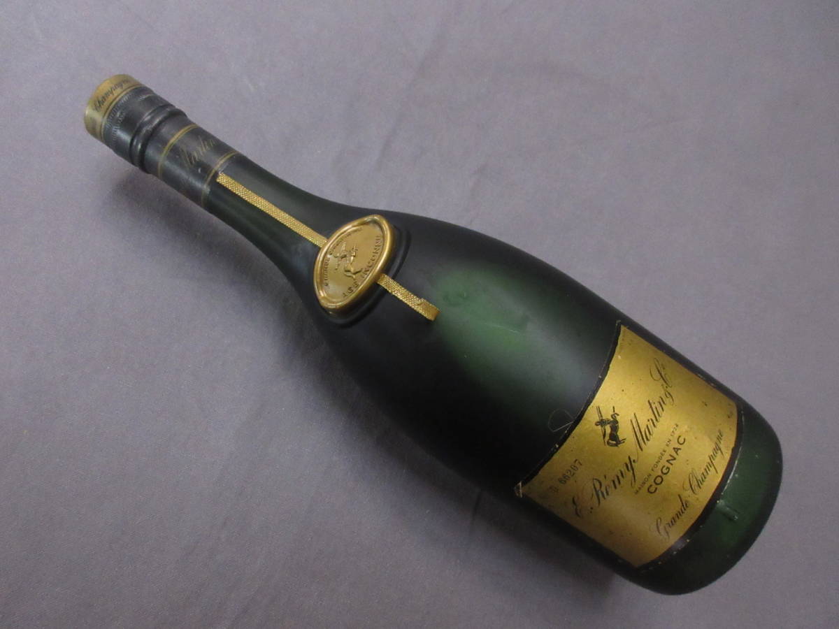 【古酒】REMY MARTIN アージュ　アンコニュ700mlコニャック 古酒】REMY MARTIN アージュ アンコニュ700mlコニャック 古酒