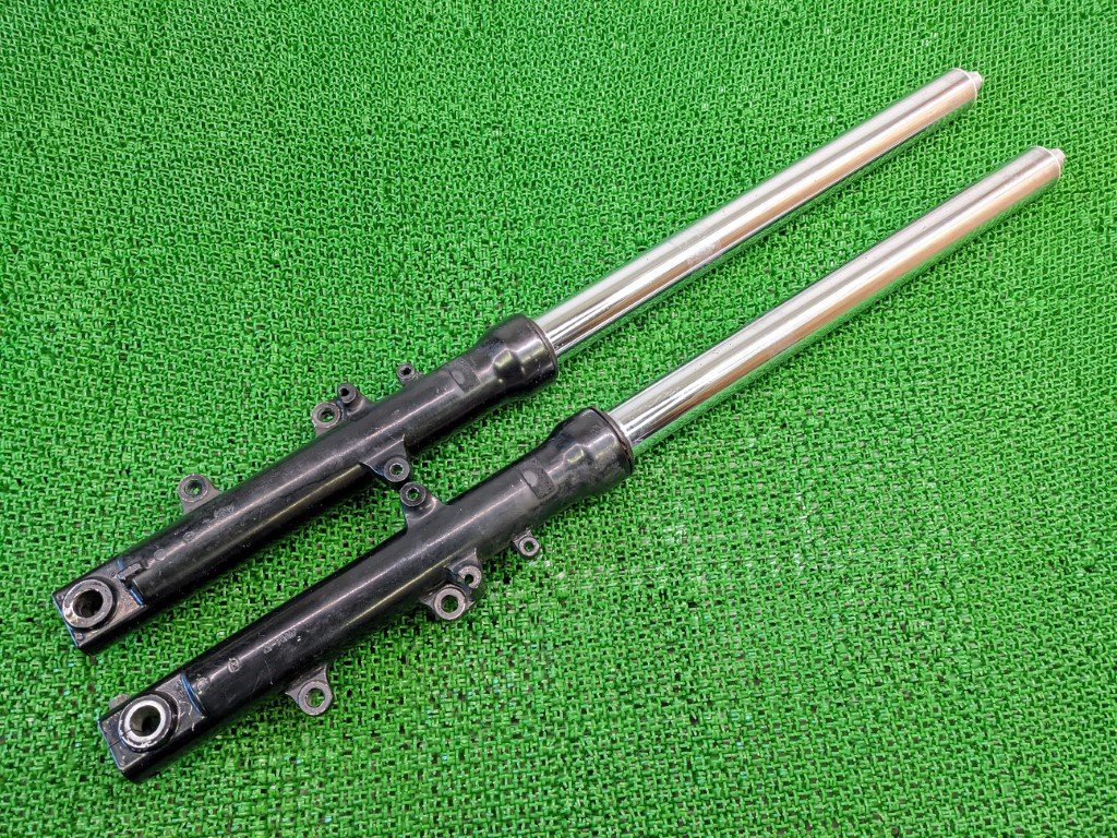 ■ヤマハ TRX850 純正 フロントフォーク 曲がり無し 4NX 検 TDM850 [R040106] フロントフォーク TRX850 ヤマハ フロントホイール 溝有タイヤ付 美