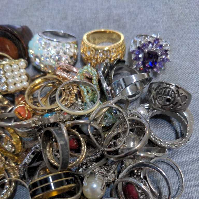 ファッションリング 大量セット まとめ売り ファッションリング 大量セット まとめ売り