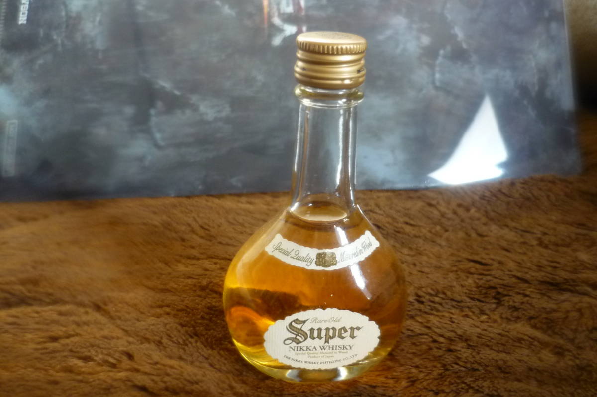 ミニボトル 4本 ニッカ ウイスキー 鶴 白 陶器 50ml・竹鶴12年・ Le