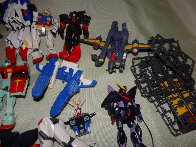 G09 ガンダム プラモデル Hg Mg 1 144 1 100 デビルガンダム ゴッドガンダム マスターガンダム モビルバクゥ ジム デュエル ガンダム 機動戦士ガンダム 売買されたオークション情報 Yahooの商品情報をアーカイブ公開 オークファン Aucfan Com