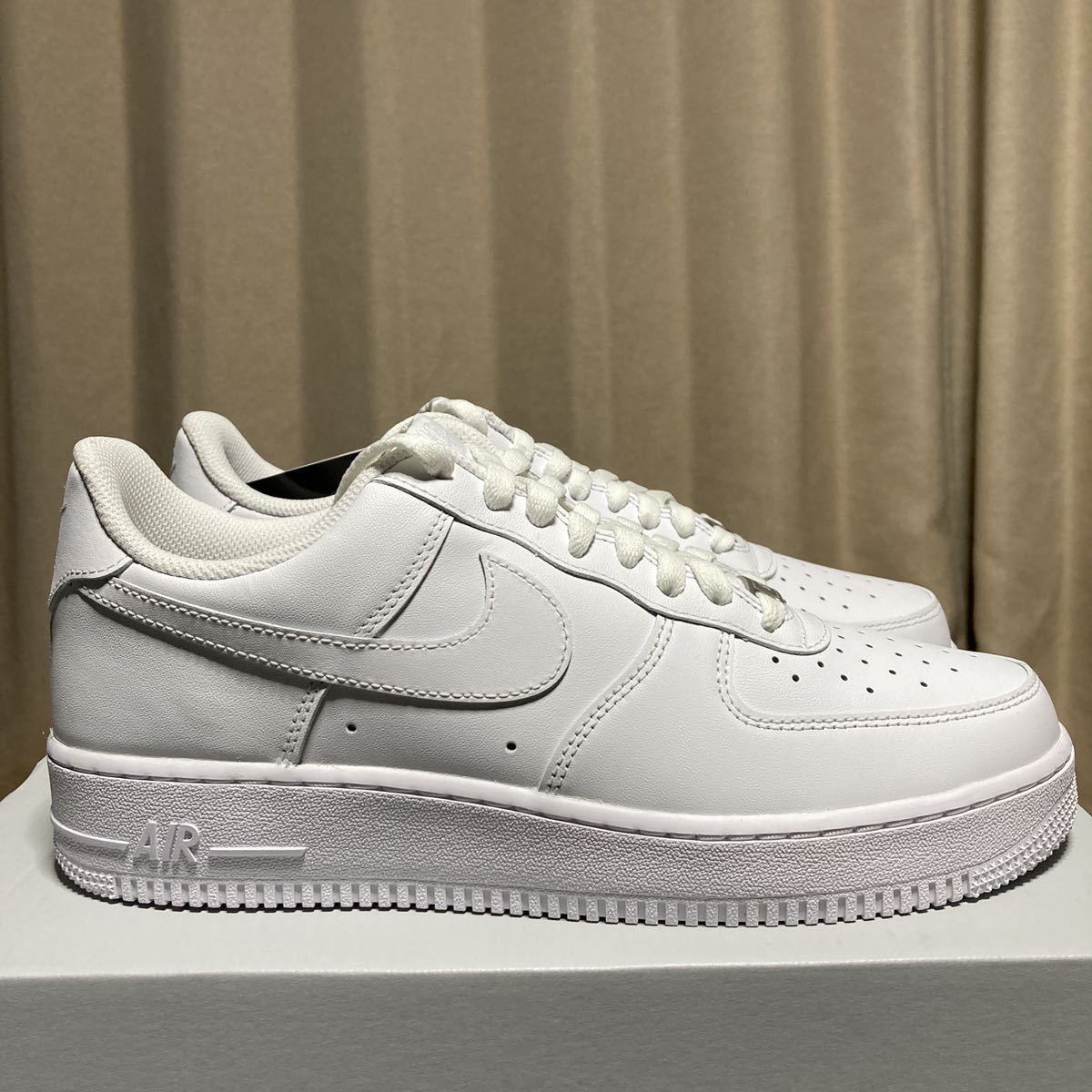 27.5cm Nike Air Force 1 '07 CW2288-111 ホワイト ナイキ エア フォース 1 '07 白 スニーカー  メンズ(27.5cm)｜売買されたオークション情報、yahooの商品情報をアーカイブ公開 - オークファン（aucfan.com）