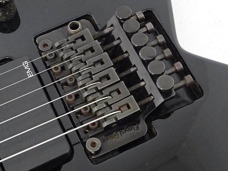 ☆中古☆EDWARDS E-AS-105SM エレキギター ソフトケース付き