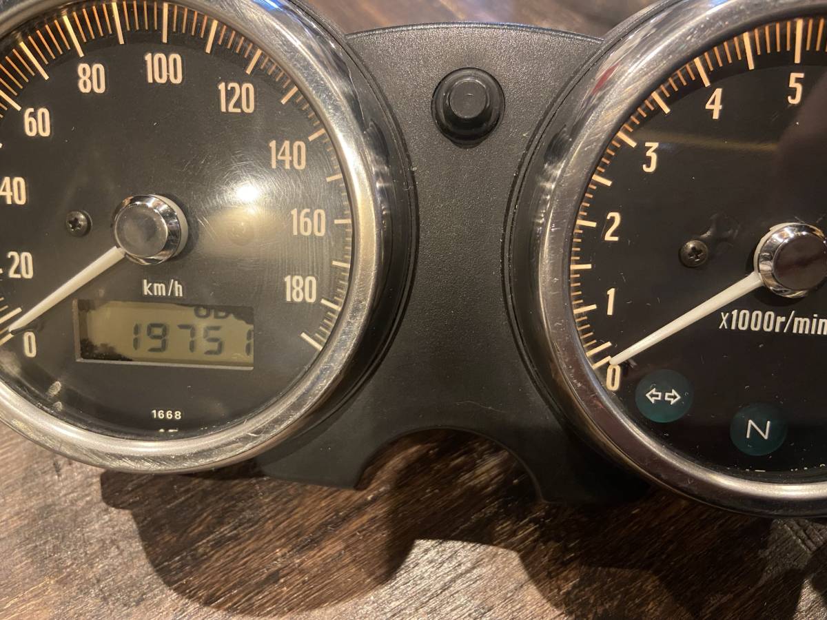 W650純正メーター W650 純正メーター 19751km W650 純正 w650 カワサキW650 即決 切替